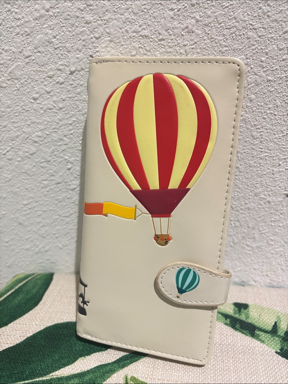Cream Wallet with Red & Yellow Hot Air Balloon Accent